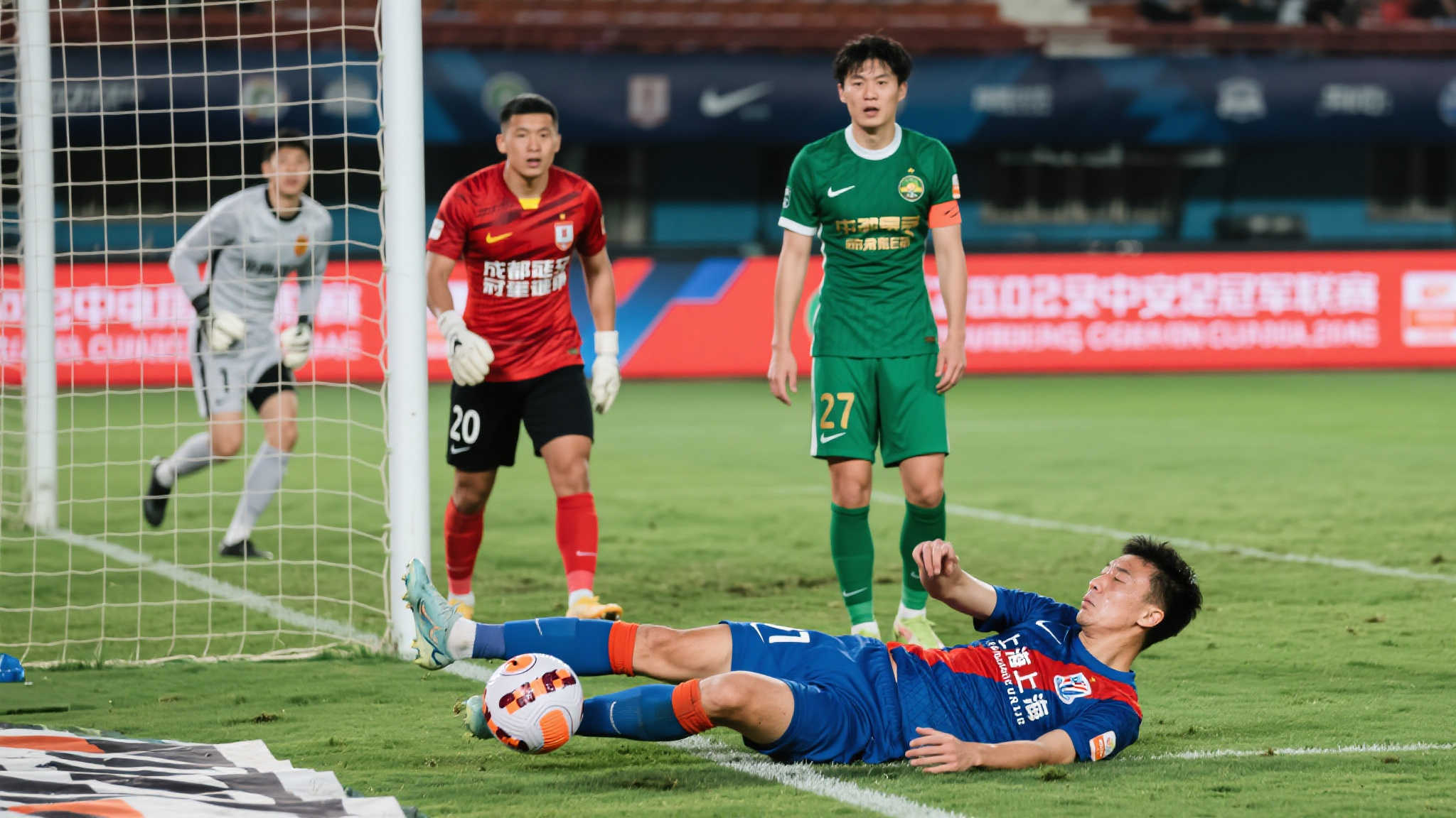 面临巨大的 面临巨大的